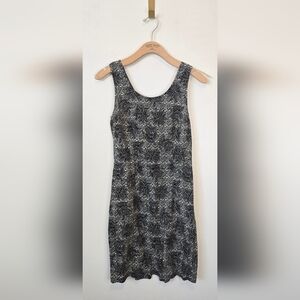 113. Vintage Black And White Sleeveless Sheath Mini Dress